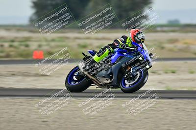 media/Apr-18-2025-TrackDaz (Fri) [[45f5874c44]]/C Group/Session 1 (Turn 7)/